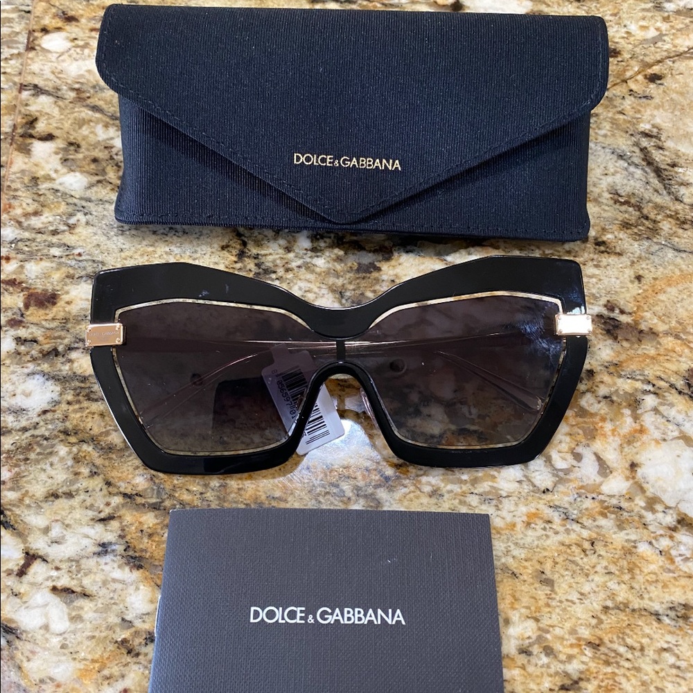 NEW, AUTHENTIC DOLCE & GABBANA DG2224 LOGO PLAQUE - Picture 2 of 8